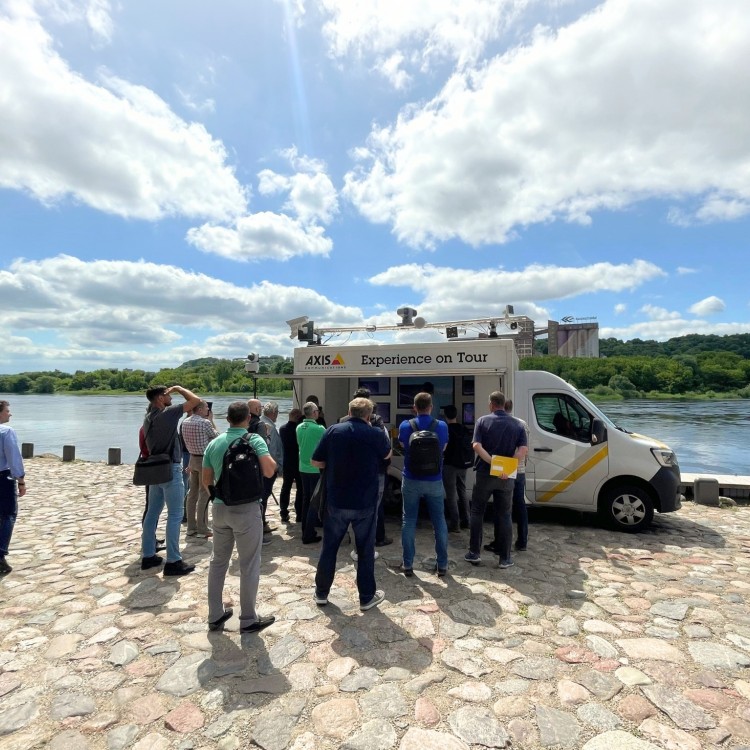 „HANSAB“ SEMINARAS: „Axis Van Roadshow“ – saugumo sprendimai verslui