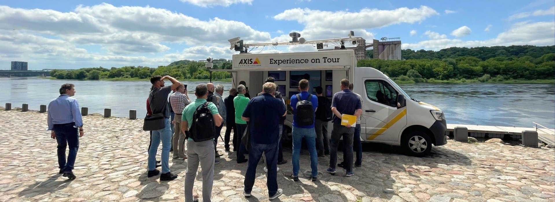 „HANSAB“ SEMINARAS: „Axis Van Roadshow“ – saugumo sprendimai verslui